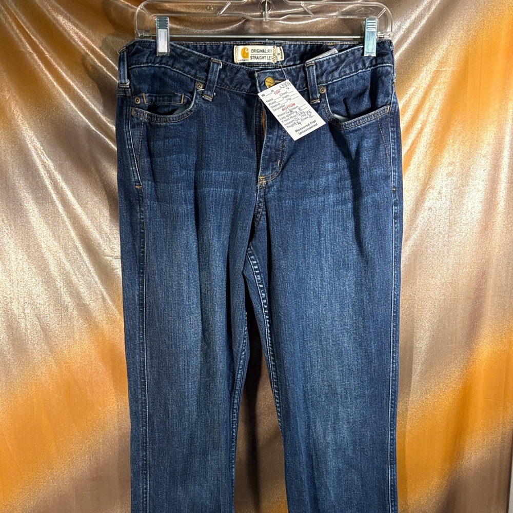 Carhartt women's Relaxed Fit Blue Jeans size 8 31” waist. Box V